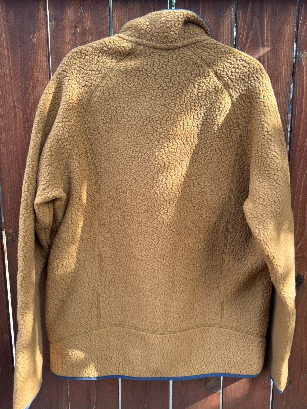 Patagonia Men's Sherpa Fleece Jacket - Mustard Gold with Blue Trim - Picture 6 of 6